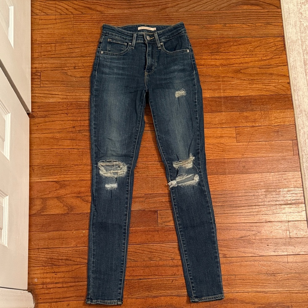 Levi's Dark Blue Ripped Skinny Jeans